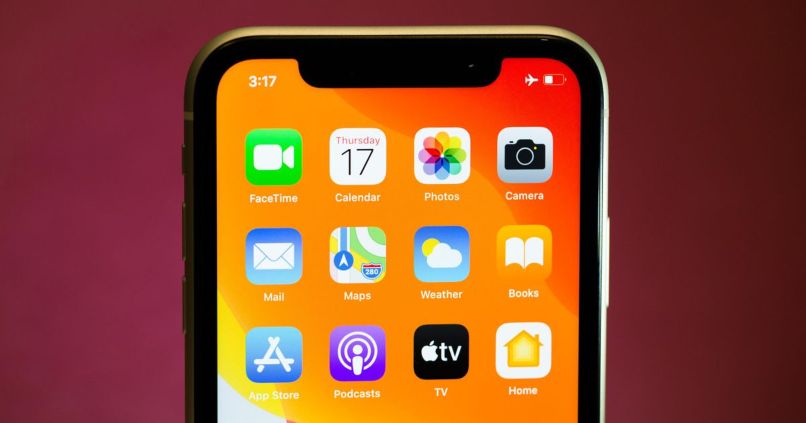 actualiza tu telefono para que no presentes problemas con facetime