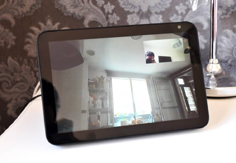 pasos para desactivar la camara del echo show