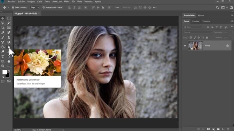 editando foto con el programa de photoshop