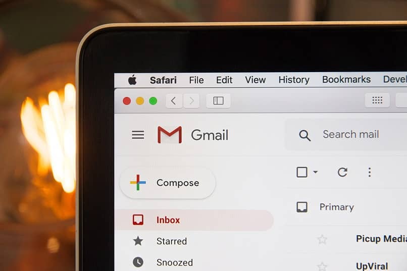 el correo gmail abierto en un dispositivo