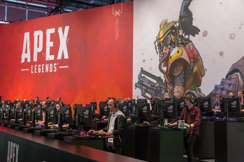 que battle royale elegir apex legends o warzone