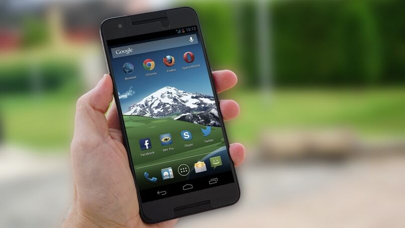 poner fondo de pantalla en celular