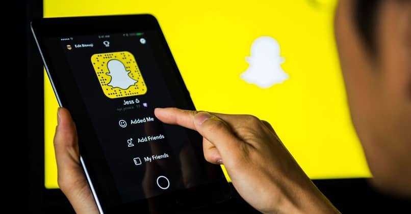 perfil de snapchat en tablet y movil